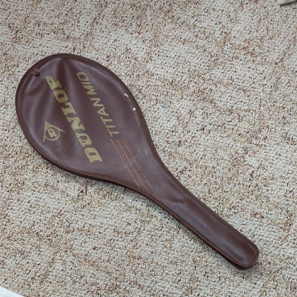 .🎾 Vintage 1980s Dunlop Titan Mid Tennis Racket + Original Cover 🎾 - Picture 12 of 16